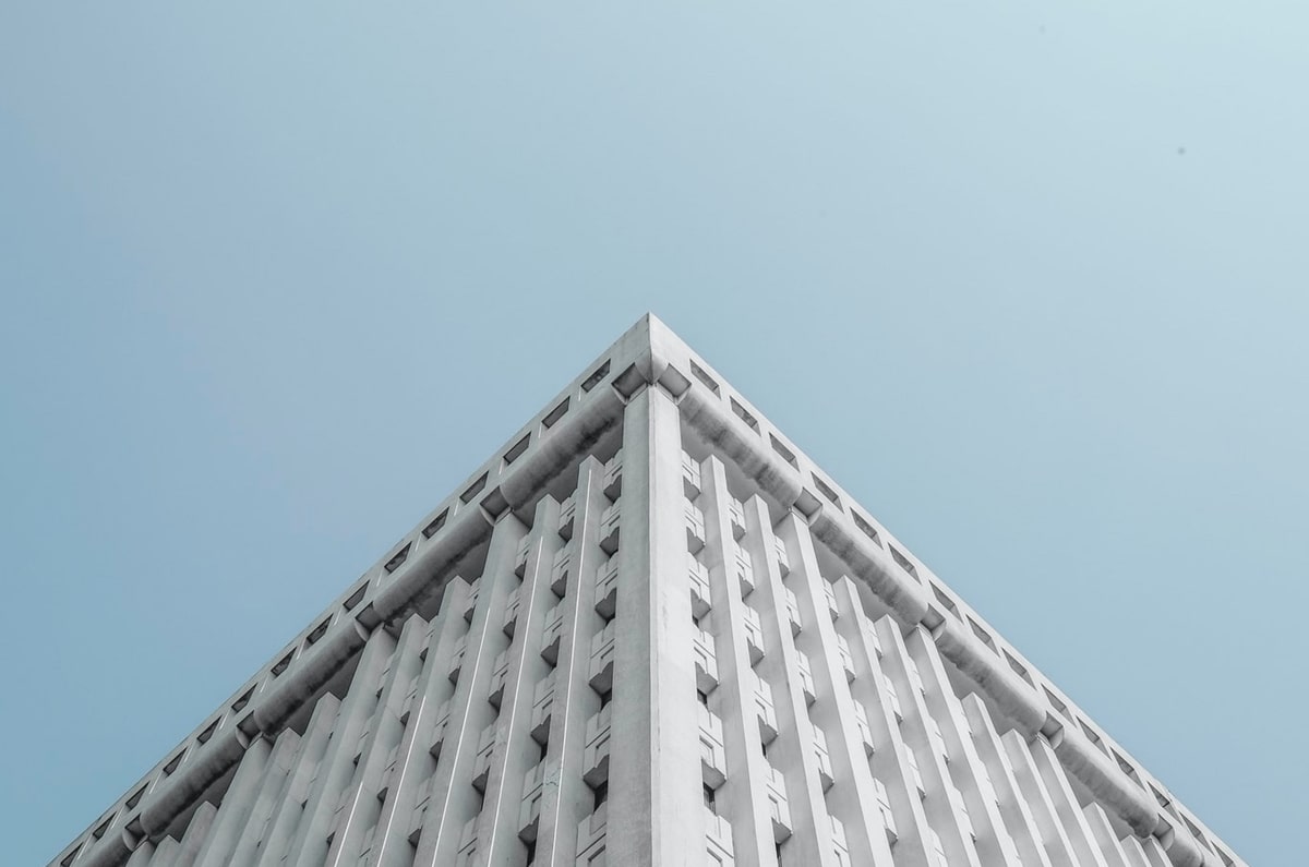 所有共事过的球员中谁和你最有化学反应？东契奇：欧文